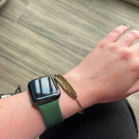 Alex & Ani Leaf Bracelet - Picture 3 of 4